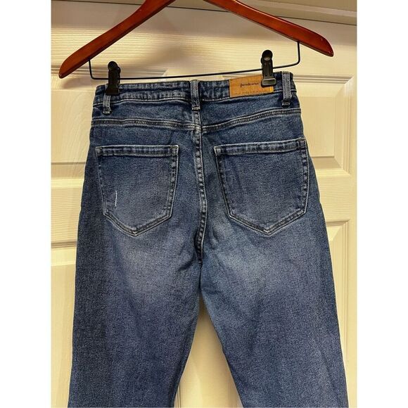Stradivarius Mom Slim Taper Leg Jeans sz 6 EUC - Picture 6 of 7